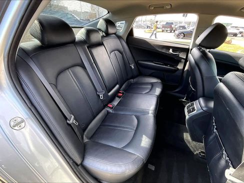 Used 2019 Kia Optima EX image 18
