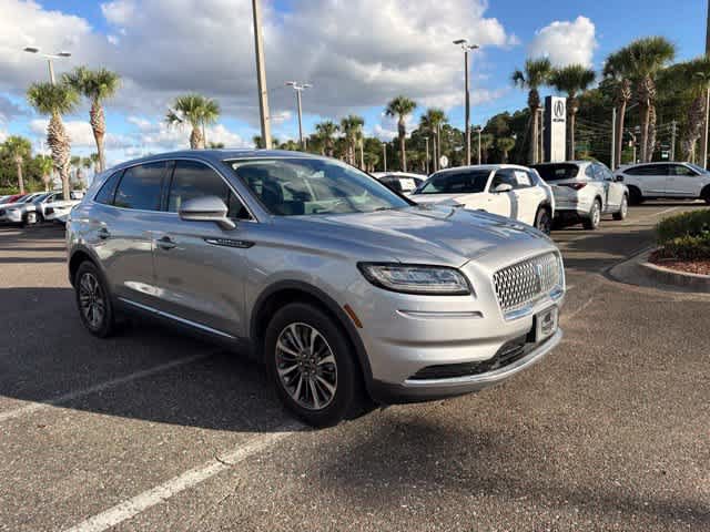Used 2023 Lincoln Nautilus FWD w/ Premium Package image 11