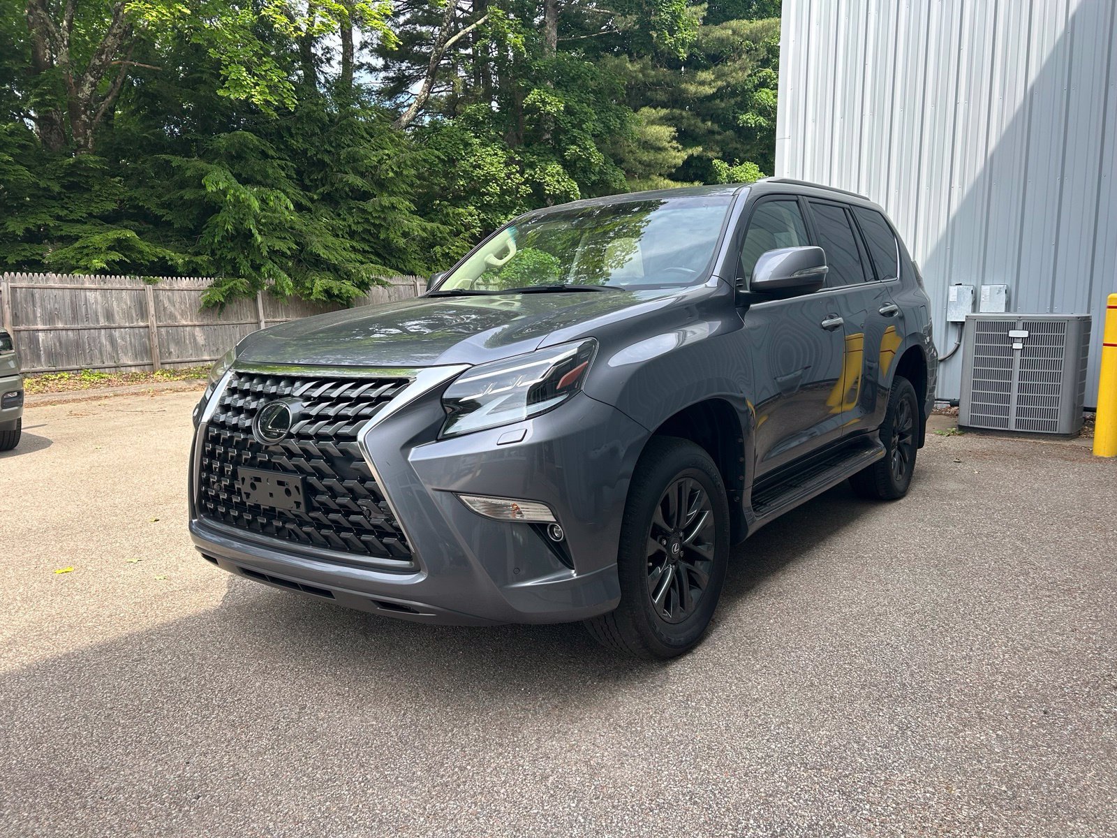 Used 2021 Lexus GX 460 Premium w/ Premium Package AWD/4WD image 9