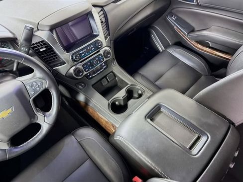 Used 2019 Chevrolet Tahoe LT w/ Luxury Package AWD/4WD image 30