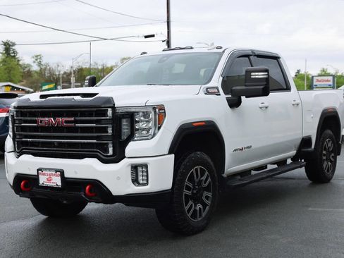 Used 2020 GMC Sierra 2500 AT4 w/ AT4 Premium Package image 8