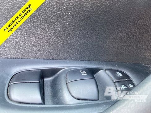 Used 2020 Nissan Rogue S FWD image 14