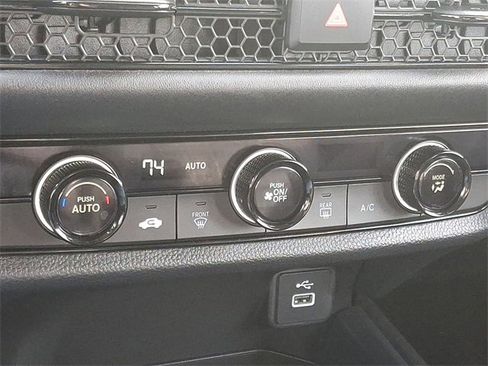 Used 2024 Honda HR-V LX image 15