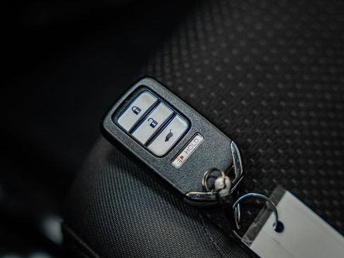 Used 2019 Honda HR-V EX image 45