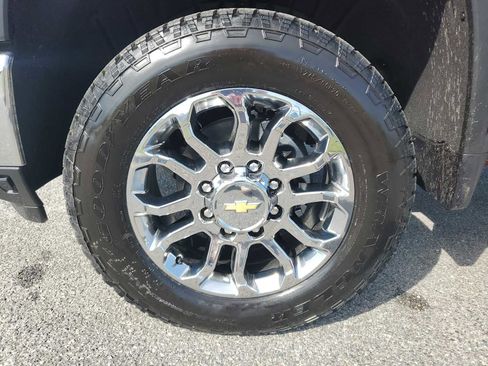 New 2026 Chevrolet Silverado 3500 LTZ w/ LTZ Premium Package AWD/4WD image 10