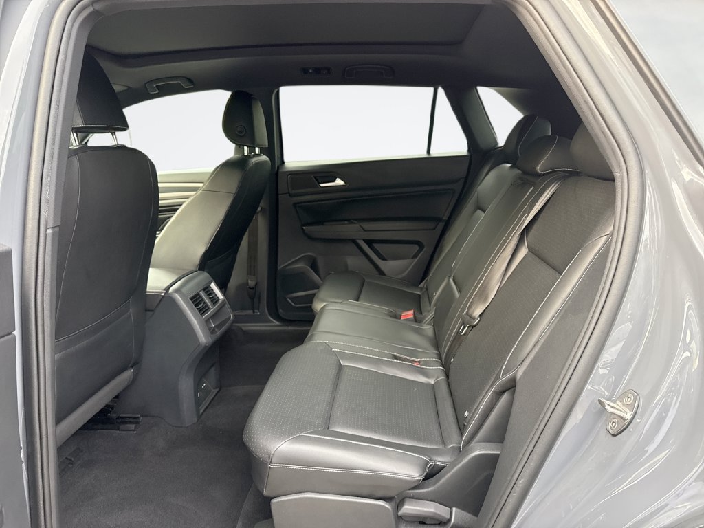 Used 2020 Volkswagen Atlas Cross Sport SEL FWD image 25