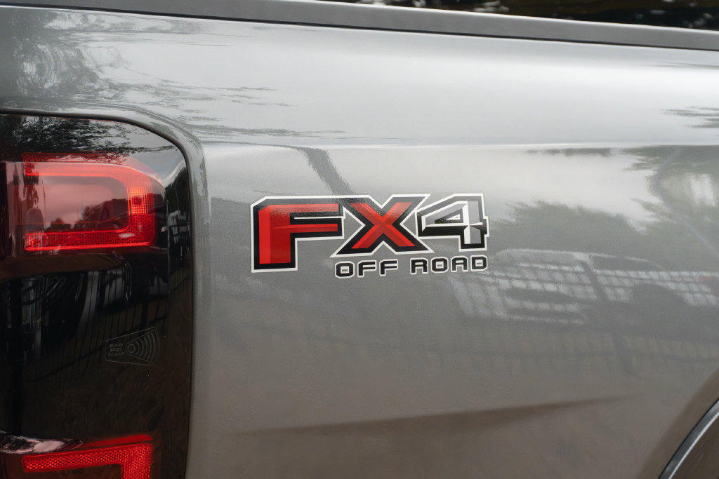 Used 2024 Ford Ranger XLT w/ FX4 Off-Road Package AWD/4WD image 9