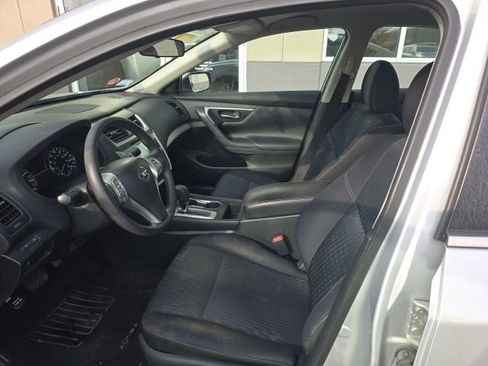 Used 2018 Nissan Altima 2.5 S w/ S Convenience Package image 11