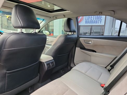 Used 2015 Toyota Camry XSE w/ Moonroof Package image 14