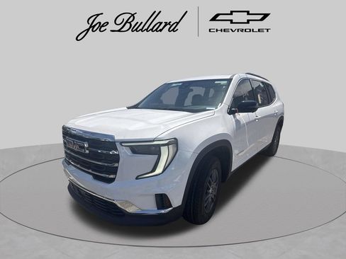 Used 2025 GMC Acadia Elevation FWD image 1