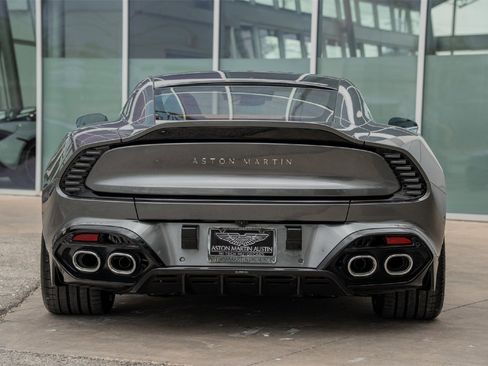 New 2025 Aston Martin Vanquish image 14