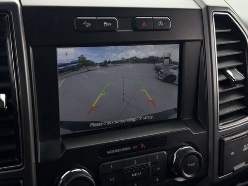Used 2019 Ford F150 XLT w/ Equipment Group 302A Luxury AWD/4WD image 19
