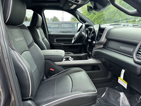 New 2026 RAM 3500 Laramie AWD/4WD image 5