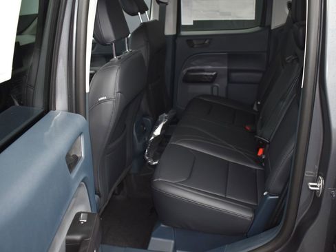 New 2025 Ford Maverick Lariat w/ Black Appearance Package image 11