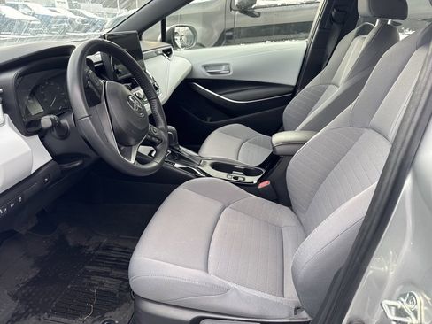 Used 2023 Toyota Corolla SE image 5