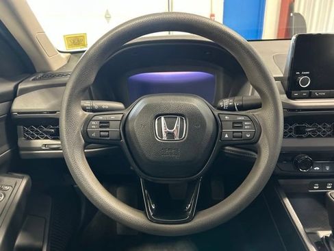 Certified 2025 Honda Accord LX image 16