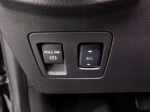 Used 2018 Ford F150 Lariat AWD/4WD image 31