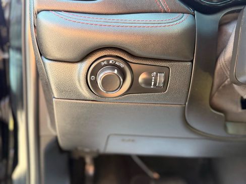 Used 2024 Dodge Durango R/T AWD/4WD image 12
