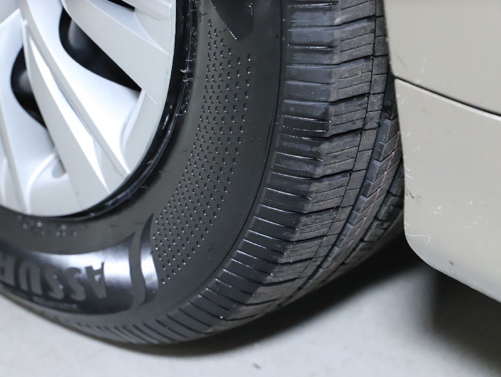 Used 2014 Toyota Camry LE FWD image 38