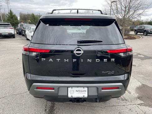 New 2026 Nissan Pathfinder Platinum w/ Lighting Package AWD/4WD image 4