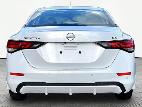 Used 2024 Nissan Sentra SV FWD image 7