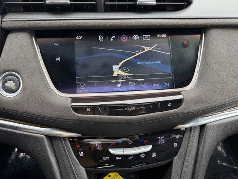 Used 2017 Cadillac XT5 Platinum w/ Driver Assist Package image 12