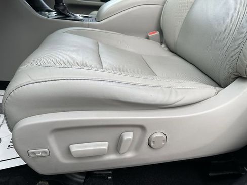 Used 2016 Toyota Highlander Limited w/ Protection Package #3 image 13