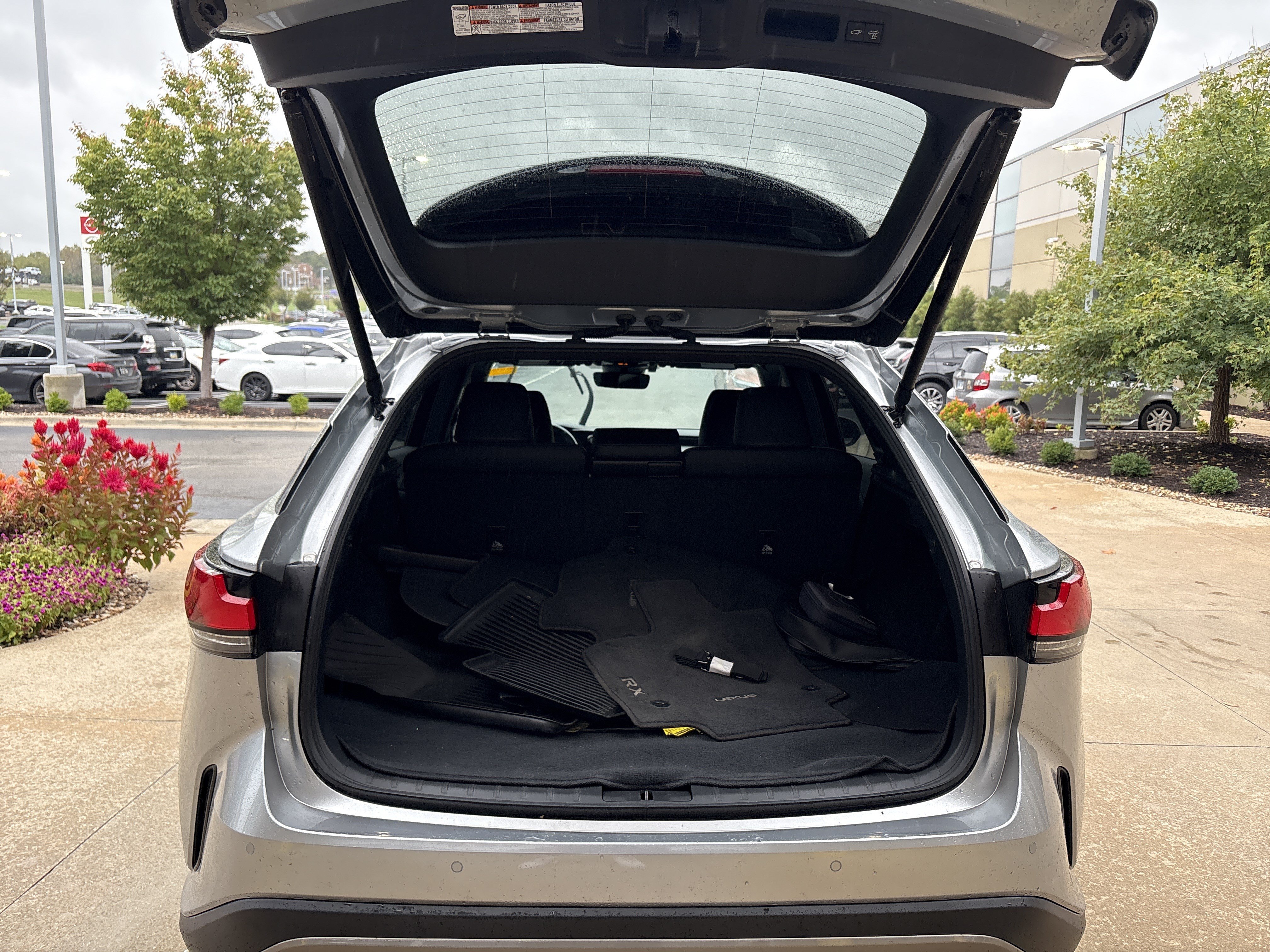 Used 2024 Lexus RX 350 FWD w/ Technology Package image 31