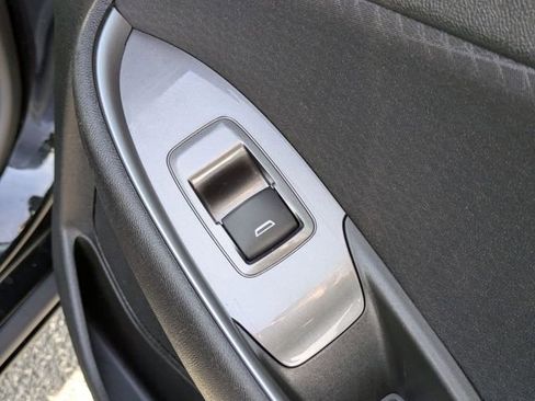 Used 2023 Chevrolet Malibu LT image 35