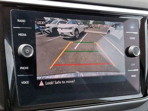 Certified 2023 Volkswagen Atlas SE w/ Panoramic Sunroof Package AWD/4WD image 21