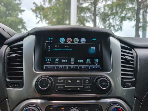 Used 2020 Chevrolet Tahoe LT AWD/4WD image 23