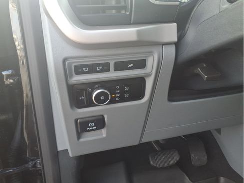 Used 2023 Ford F150 XLT w/ Equipment Group 302A High image 13