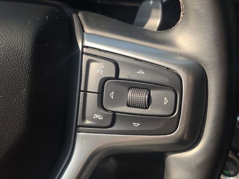 Used 2025 Chevrolet Silverado 1500 LT Trail Boss w/ LT Trail Boss Premium Package AWD/4WD image 30