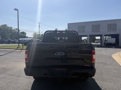 Used 2018 Ford F150 XLT w/ Equipment Group 302A Luxury AWD/4WD image 6