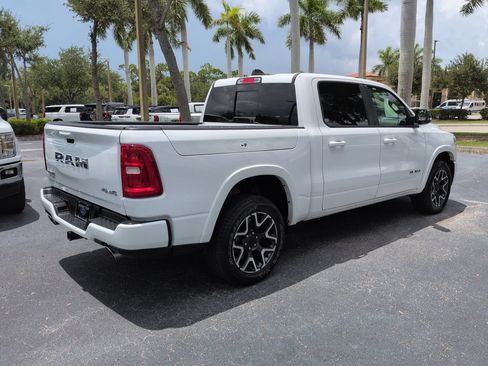Used 2025 RAM 1500 Laramie w/ Sport Appearance Package AWD/4WD image 4