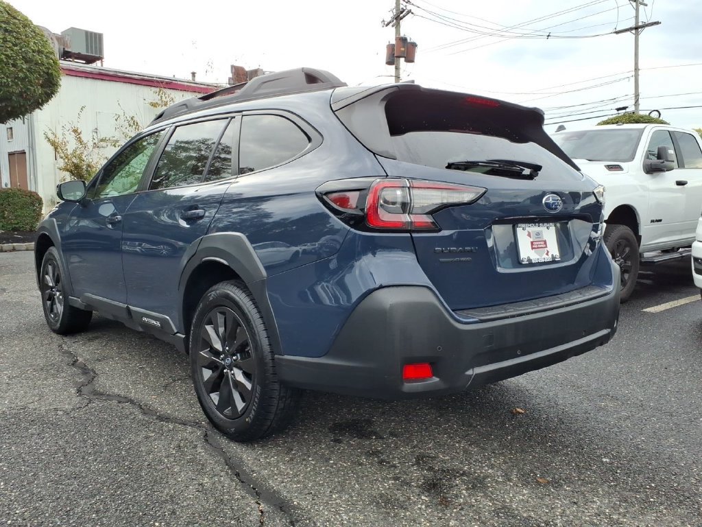 Certified 2024 Subaru Outback Onyx Edition AWD/4WD image 21