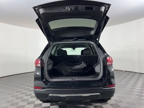 Used 2023 Chevrolet Equinox LT image 48