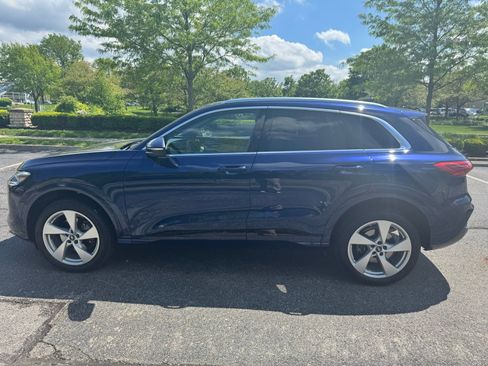 Used 2025 Audi Q5 Premium Plus w/ Premium Plus AWD/4WD image 8