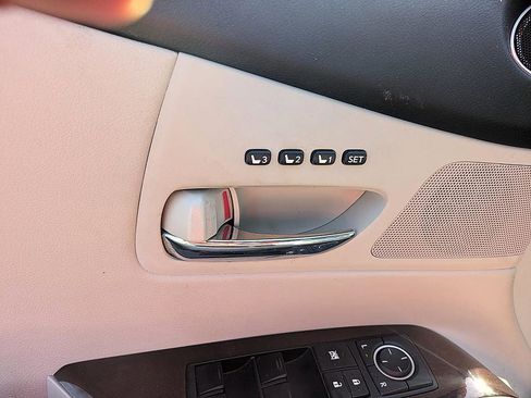 Used 2011 Lexus RX 350 2WD w/ Premium Pkg image 15