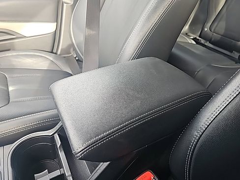 Used 2023 Subaru Forester Limited image 23