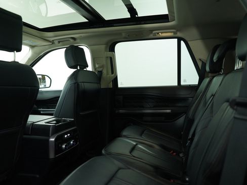 Used 2021 Ford Expedition Platinum image 21