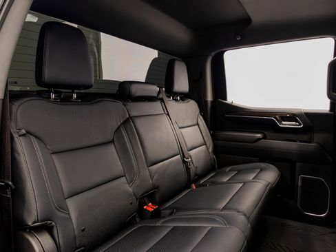 Used 2023 Chevrolet Silverado 1500 RST AWD/4WD image 36
