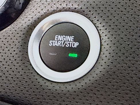 Used 2024 Cadillac XT5 Premium Luxury image 21