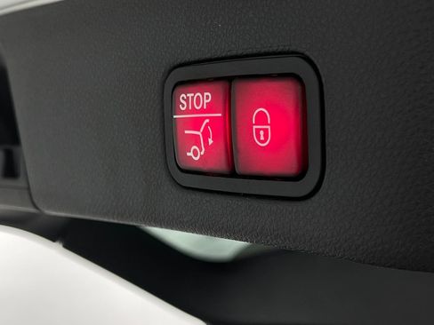 Used 2019 Mercedes-Benz GLE 43 AMG 4MATIC image 42