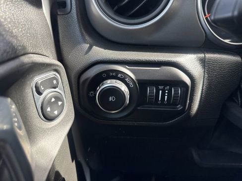 Certified 2022 Jeep Wrangler Unlimited Sport AWD/4WD image 12
