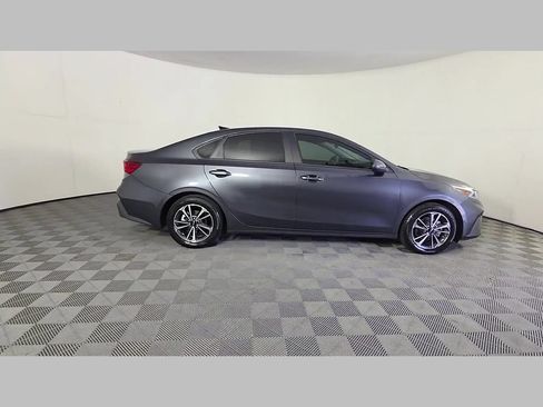 Used 2024 Kia Forte LXS FWD image 36