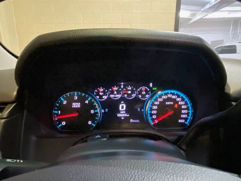 Used 2017 Chevrolet Suburban Premier image 24
