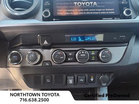 Used 2022 Toyota Tacoma TRD Sport AWD/4WD image 26