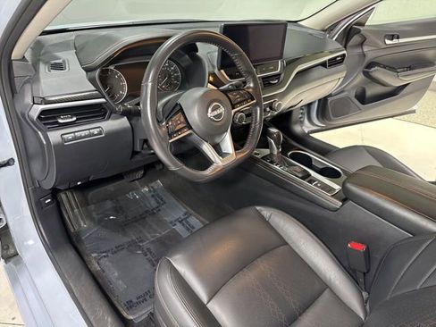 Used 2024 Nissan Altima 2.5 SR w/ SR Premium Package AWD/4WD image 14