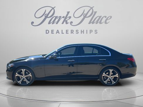 Used 2025 Mercedes-Benz C 300 Sedan image 2